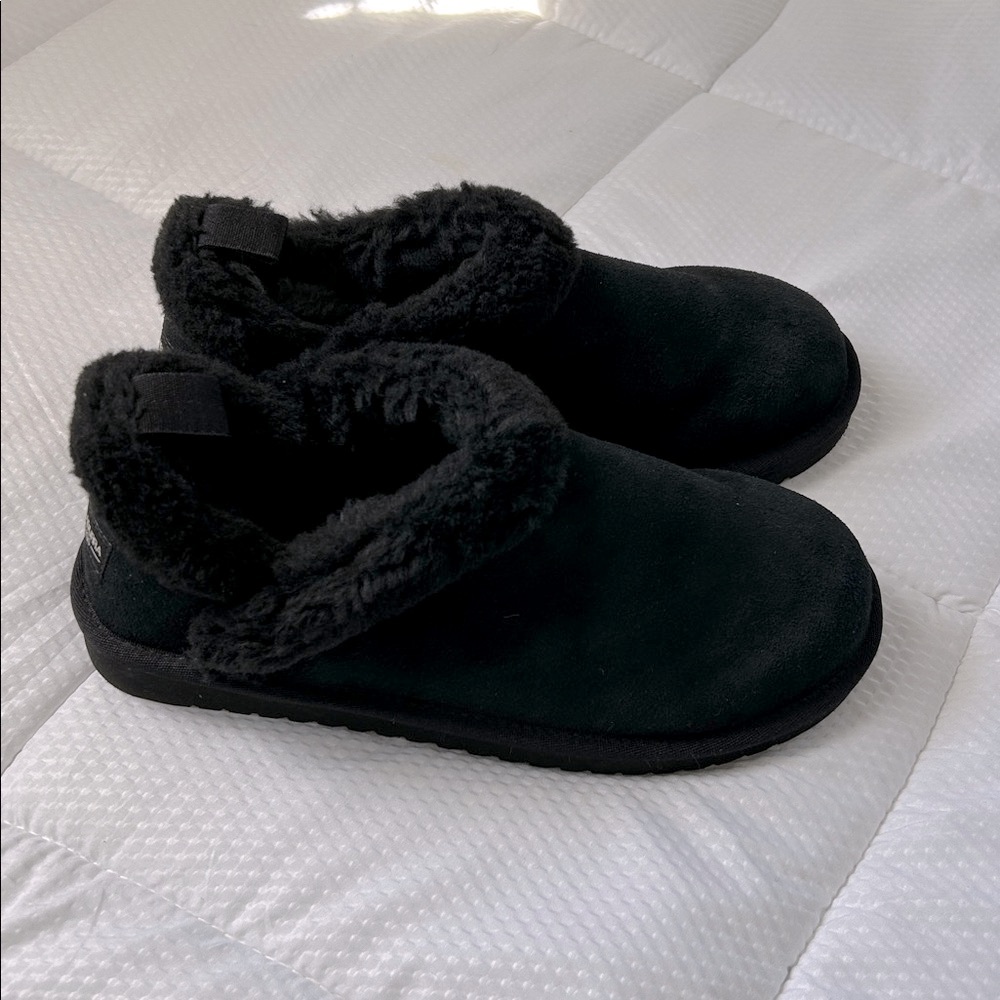 Koolaburra by UGG Advay Slip-On Shoe Bootie Black Size 9